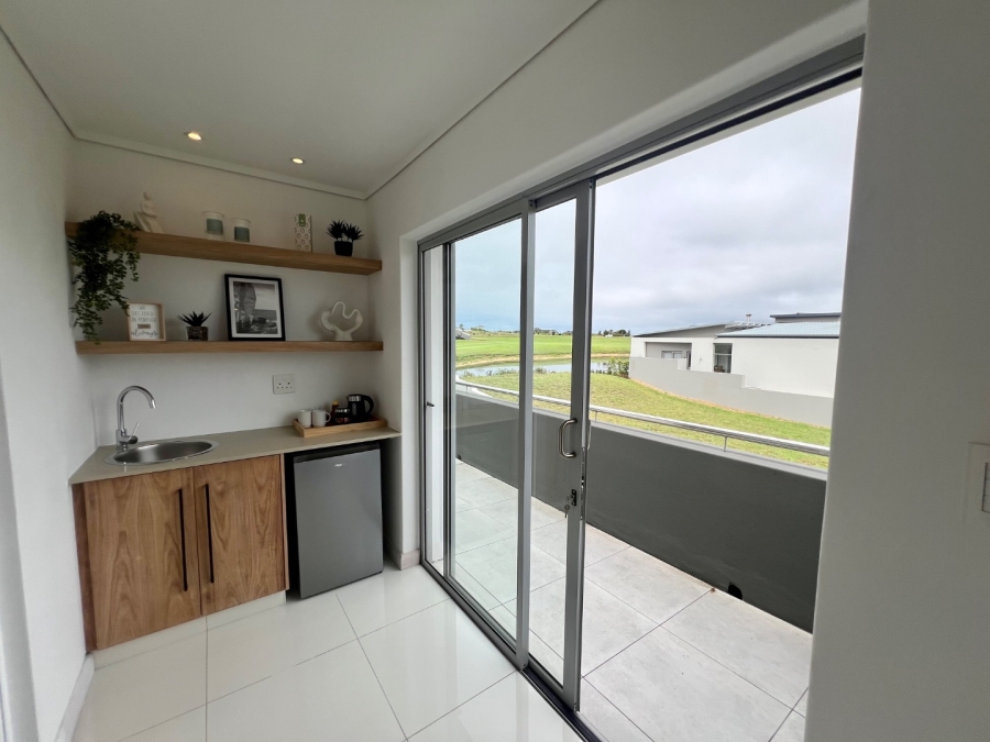 5 Bedroom Property for Sale in Oubaai Western Cape